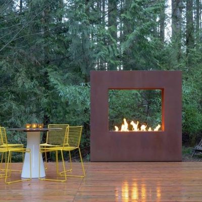 طراحی باغ ویلا با درخت بلند